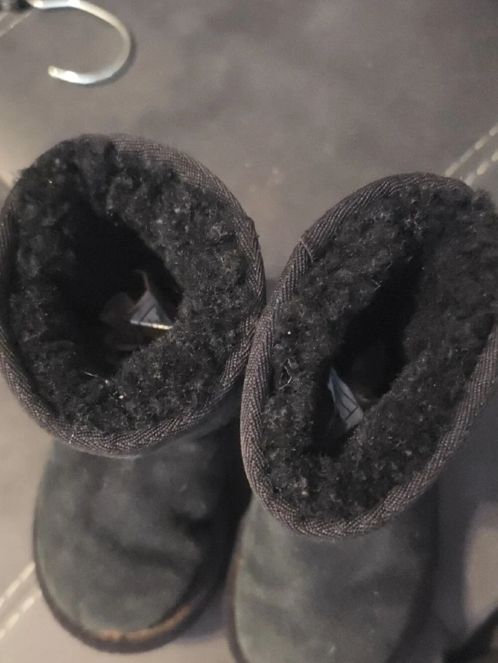 UGG Sz 8 Toddler Kids Black Suede Shearling Lined Boots